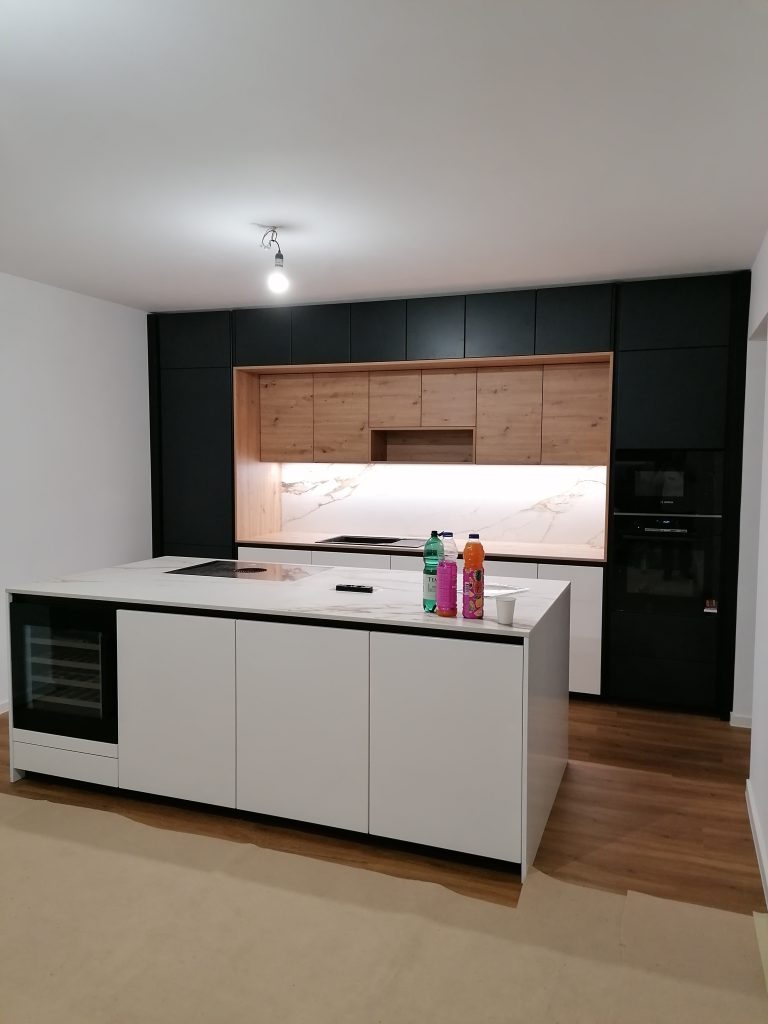 montaža braslovče, silbermond, anthrazit, bela sijaj, dekton, asteiche